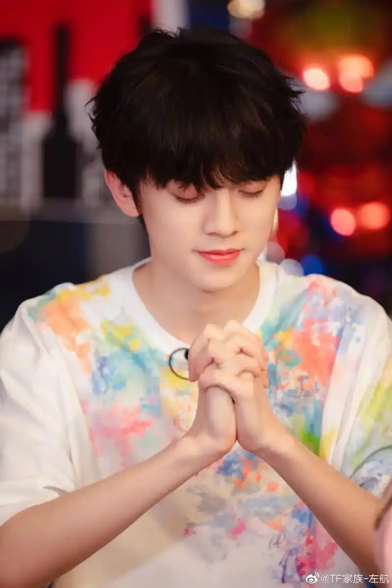 左航 生日快乐左航.祝你在新的一年里,英语逆天,说唱逆天, - 抖音