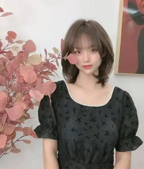 该换发型了2021夏天最热门的清爽短发减龄又修颜