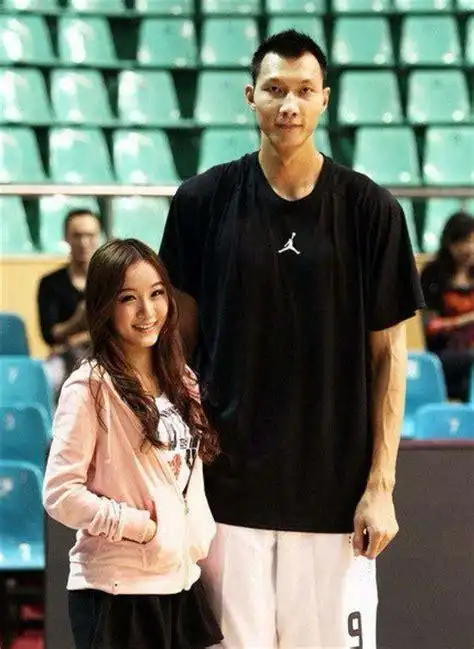 易建联老婆是哪里人易建联老婆出轨2022已更新今日资讯