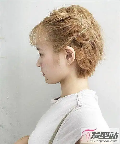一半扎起一半放下的短发 10种漂亮发型扎法示范