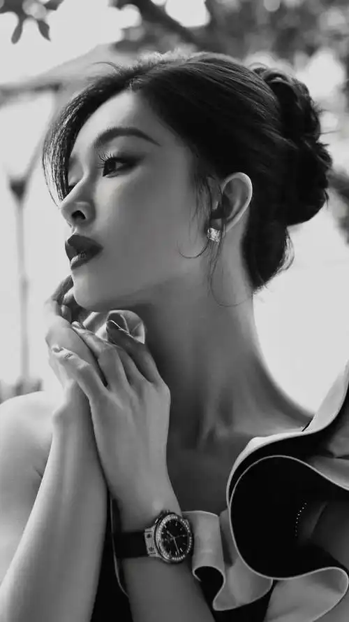 文咏珊,洁白的婚纱