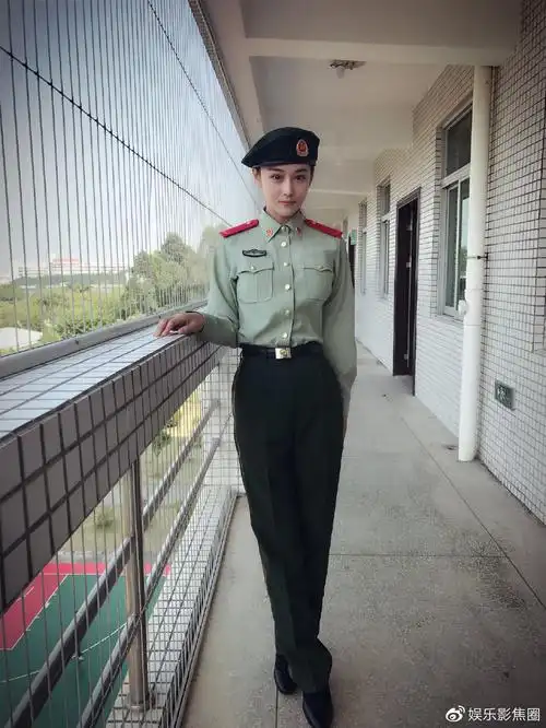 曾为当好女兵剪短发,张馨予出演《号手就位》身份气质都很可!