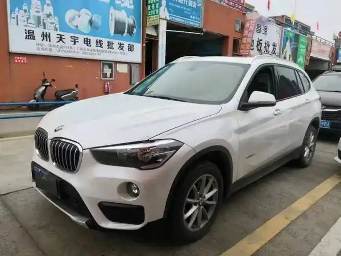 2017年宝马x115t原版车况