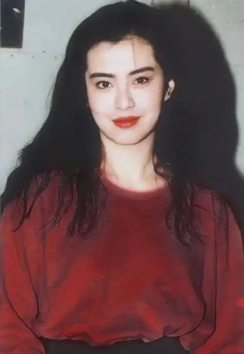 女神:王祖贤 退圈多年,如今过上自己想要的生活_女明星_演艺圈_香港