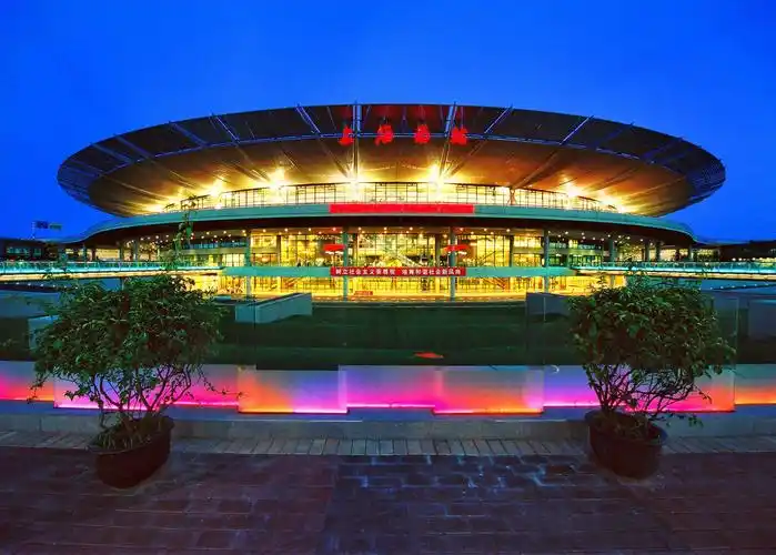 2017级上海高校新生报道交通指南