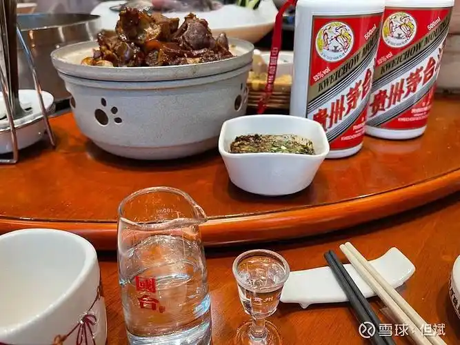 朋友说来到了茅台的故乡用茅台招待我太感谢了