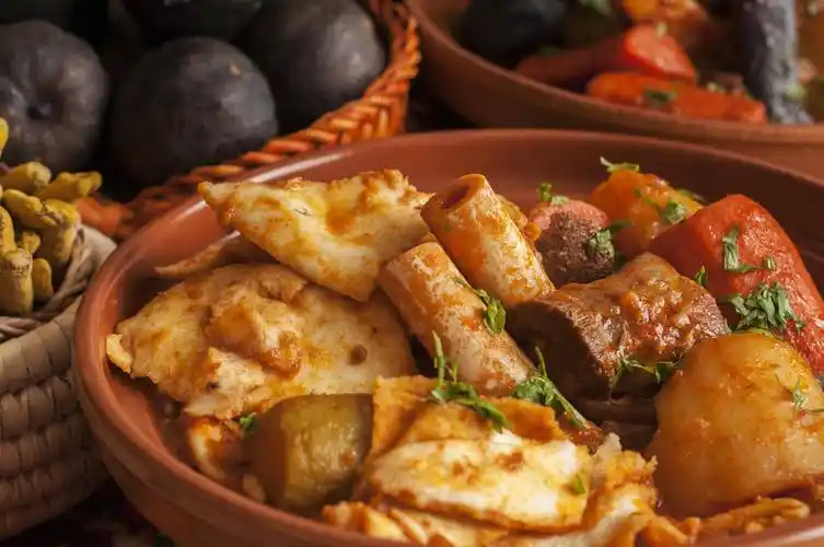 沙特美食特辑:去沙特阿拉伯跟着这份清单吃就对了_食物_kabsah_正餐