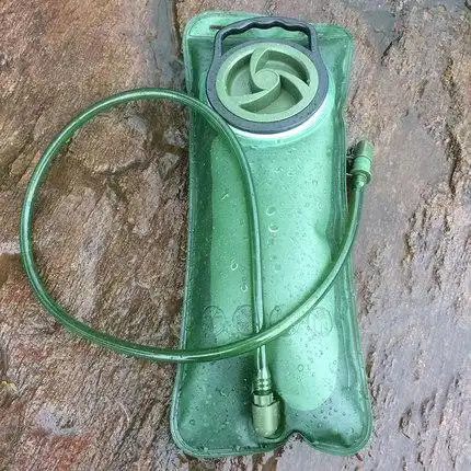 3l水袋户外迷彩双肩水袋背包旅行骑行登山战术皮囊水壶水袋连内胆_7折