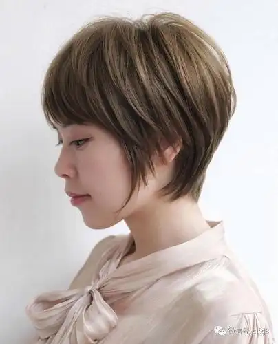 2019女生纹理烫发型推荐100款