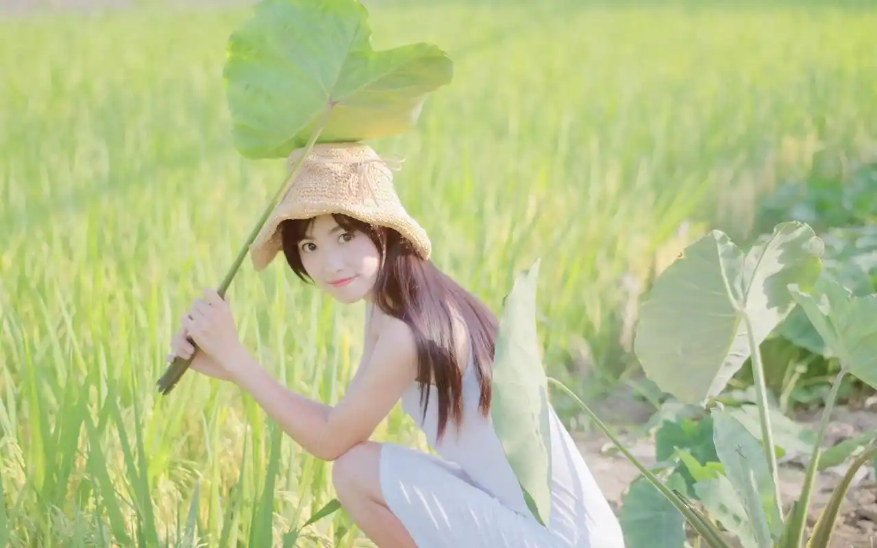 清纯少女户外自然唯美写真桌面壁纸高清大图预览1920x1200_美女壁纸下