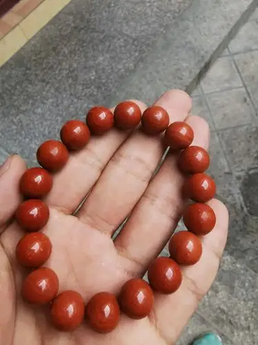 红碧石手串