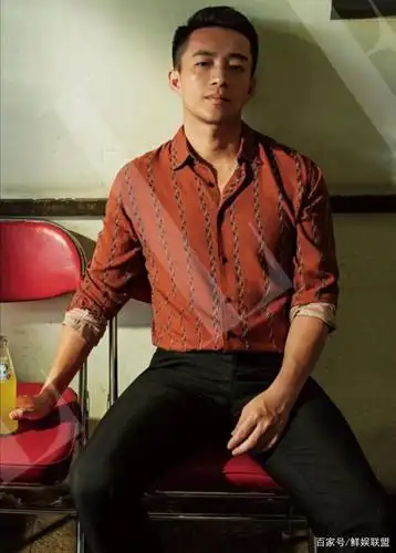 汪小菲情人节晒青春照,18年前的他堪比小鲜肉,大s捡到宝了