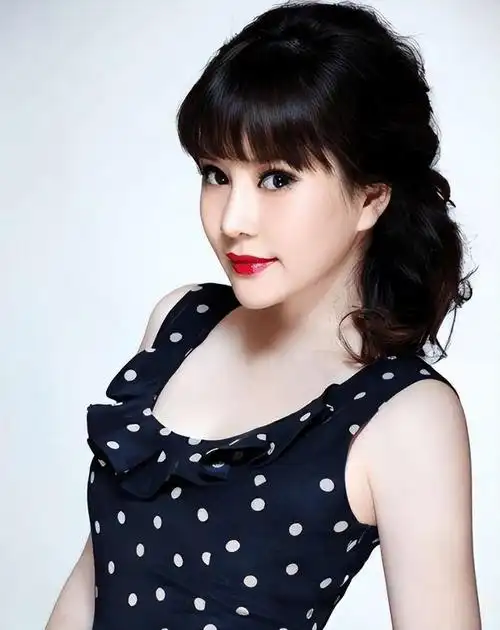 离婚19年后,回头再看杨蕾和戴志诚二人境遇,夫妻差距太明显 戴志诚与