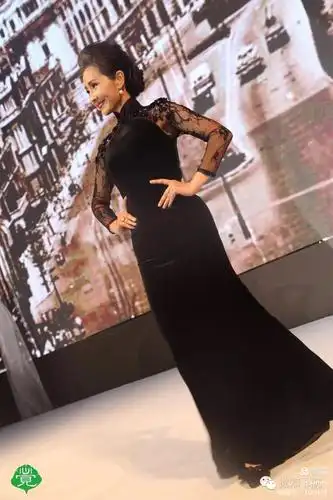 美丽同行优雅相伴一一旗袍文化使者曹美丽