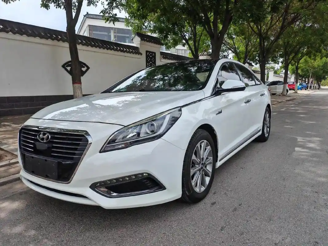 17年现代索9索纳塔第九代!省油超大空间!后排空间远胜雅阁凯 - 抖音