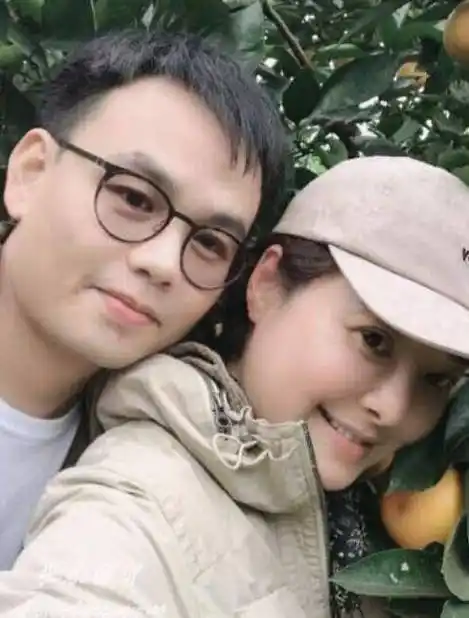 原创张怡宁老公苦追12年因任性分手的袁立三次闪婚如今音信全无