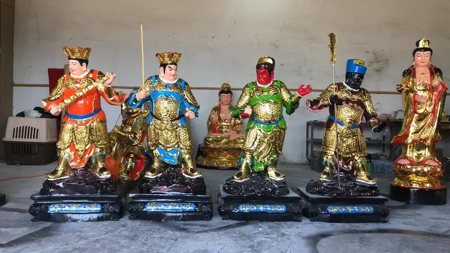 真武大帝排第四,而猪八戒是四大护法之首嗯,天蓬元帅在《西游记》中