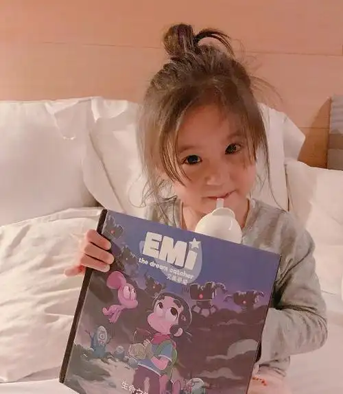 星二代真实名字嗯哼最难写咘咘最女神这一位是来搞笑的吧