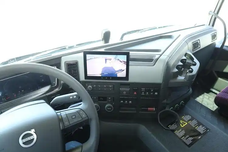 fh/fm/fmx三箭齐发 全新沃尔沃卡车系列上市品鉴会敦煌举行