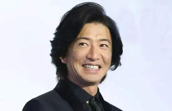 木村拓哉参加节目为女学生系鞋带令其激动万分