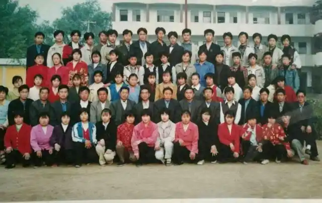 "90年代"生活朴素的人民,如今只留下怀念的记忆