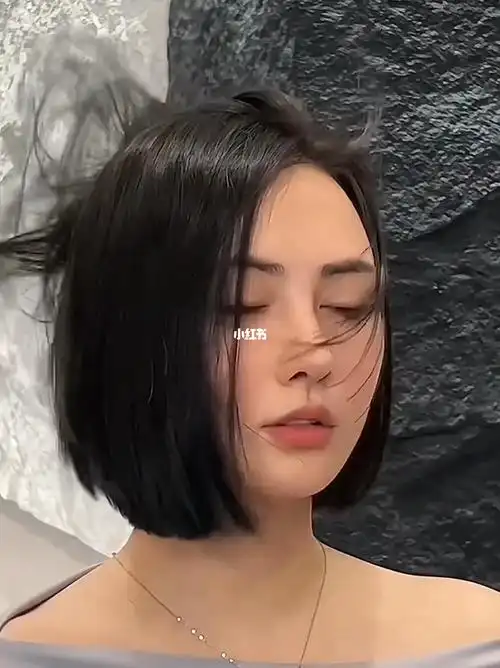 推荐的齐肩短发发型