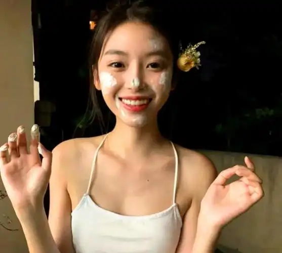 王思聪点赞又纯又欲半藏森林泳装照片曝光?揭秘阿沁刘阳分手内幕