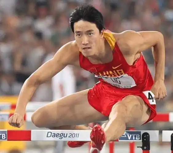 原创奥运冠军刘翔被誉为亚洲飞人两届奥运退赛饱受委屈