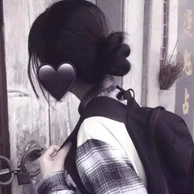 2021最火的孤单伤感女生头像