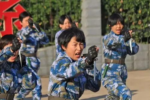 飒你们想看的新兵连女兵来了