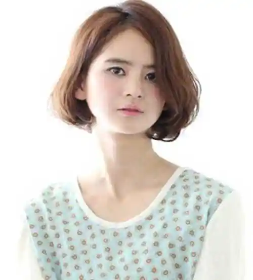 【圆脸发型】适合mm圆脸的短发发型