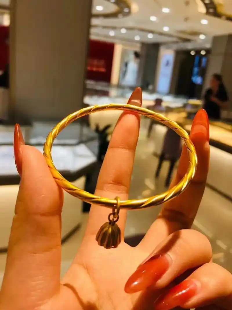 黄金手镯 2021网红足金手镯,你冲了嘛? - 抖音