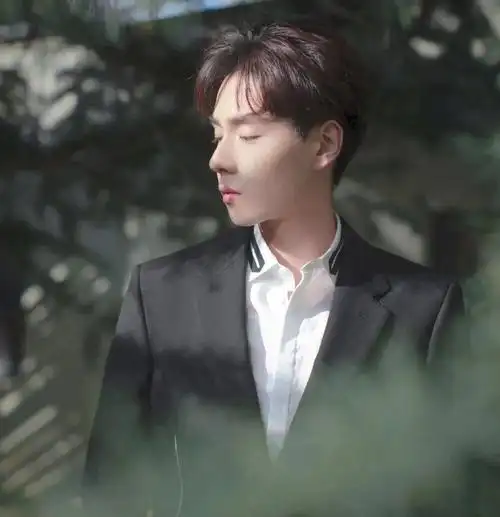 微信头像胡一天