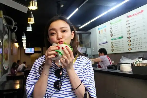 壮族大歌(汪小敏) - 求真百科