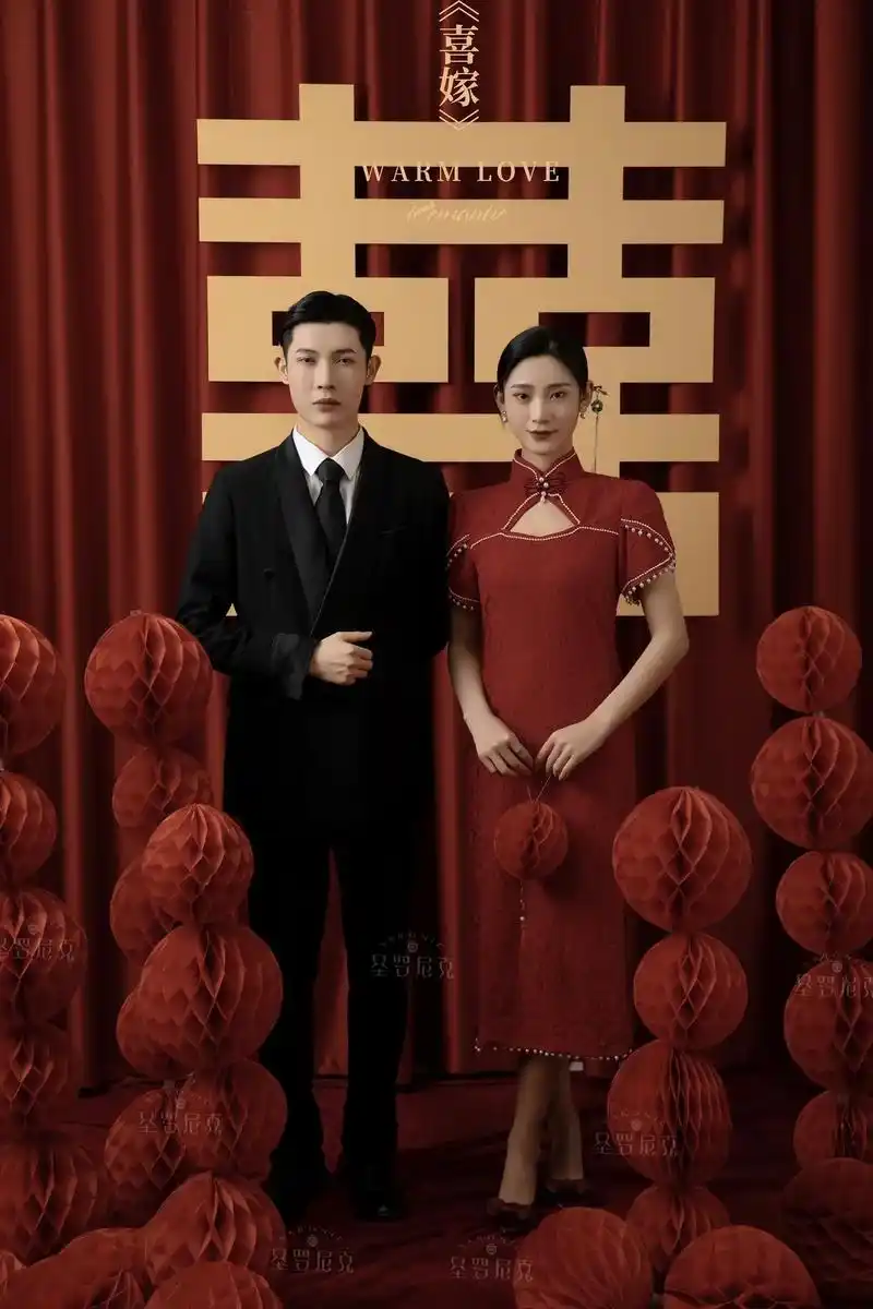 新中式旗袍喜嫁风格婚纱照.两姓联姻,一堂缔约 #新中式旗袍囍 - 抖音