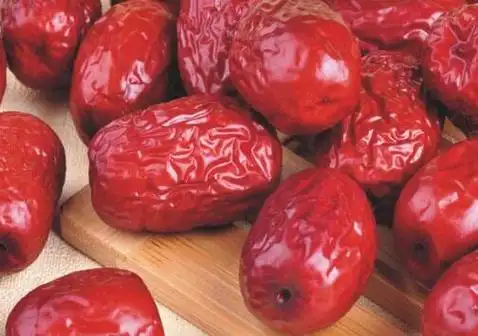 孕早期吃红枣 孕早期吃红枣枸杞会活血吗