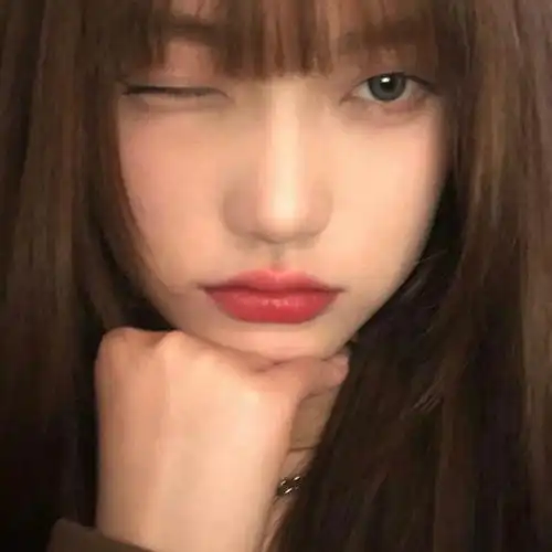 可爱美女自拍头像,女生头像图片-回车桌面