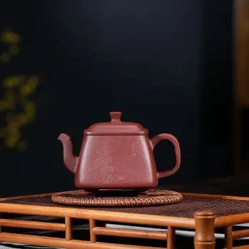 36次出价06422宜兴紫砂壶 实力陶艺家虞军【仿古】 原矿黑朱泥 300