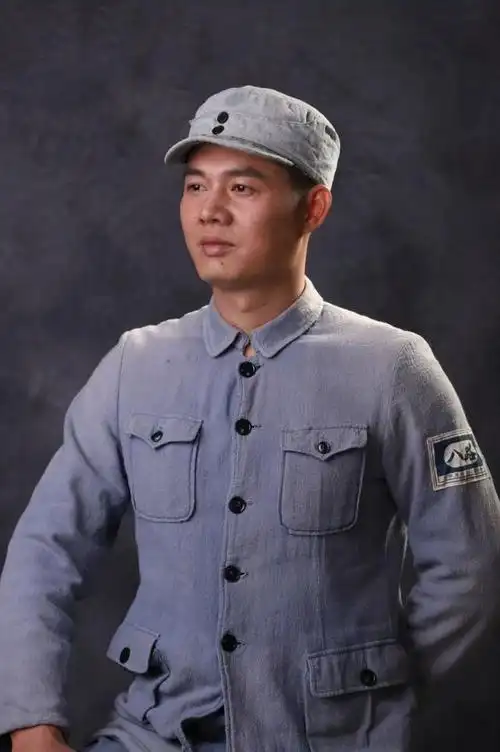 从中国土地革命战争时期到抗日战争,解放战争时期这些关键的历史时期