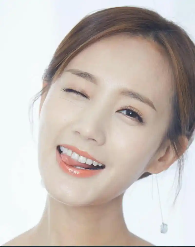 李一桐原来这么搞怪的嘛