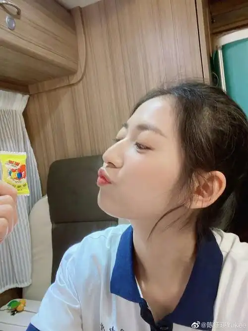 陈钰琪:小时候的白月光～wo wo