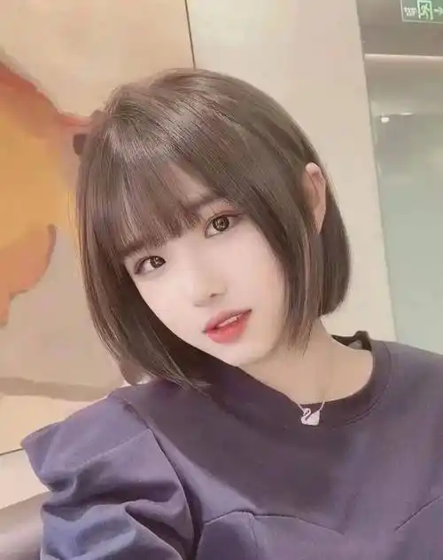 风情万种"初恋短发"._中国_发型_形象