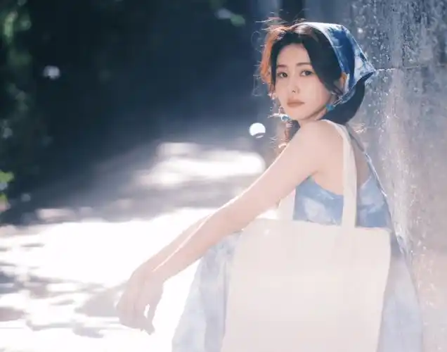 白鹿,1994年出生于江苏省常州市,中国内地女演员,模特,2016年,凭借