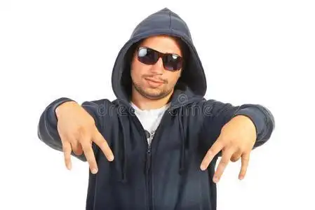 说唱歌手打手势照片