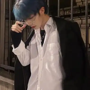 帅气男生遮脸图-男生头像 - 壁纸之家