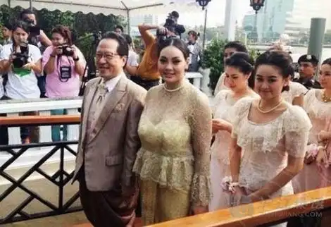 泰国2013年十大明星奢华结婚礼服