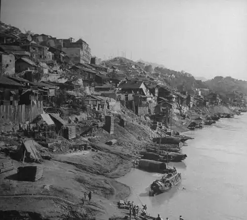 老照片:1945年的重庆,美国飞虎队员镜头下的山城街景