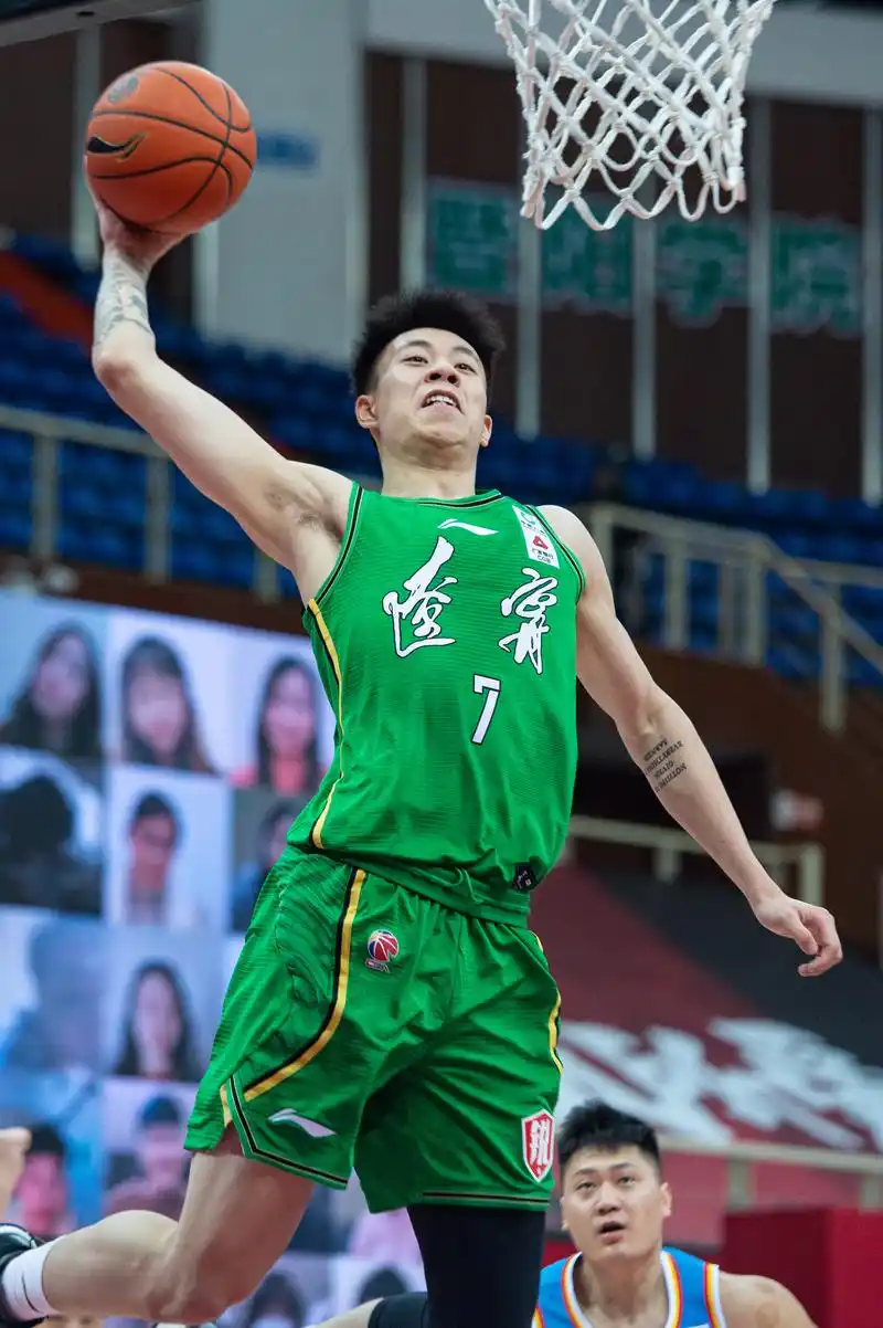 cba|张镇麟:为辽篮打球有一种归属感_凤凰网体育_凤凰网