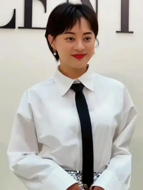 白衬衫亮片长裙,气质不凡#孙俪