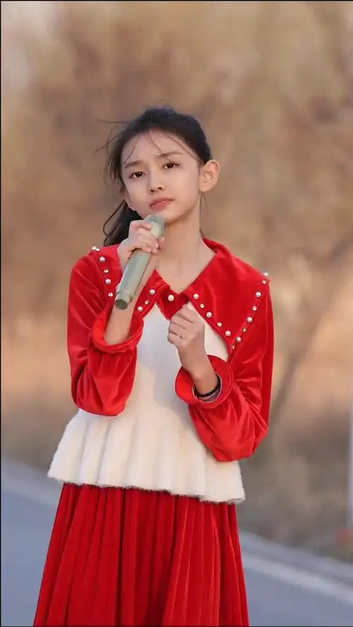 宋小睿最新翻唱清空嗓音干净明亮忍不住循环了